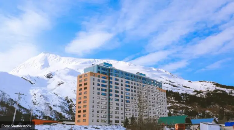 Jedini grad na svijetu u kome svi stanovnici živi u jednoj zgradi