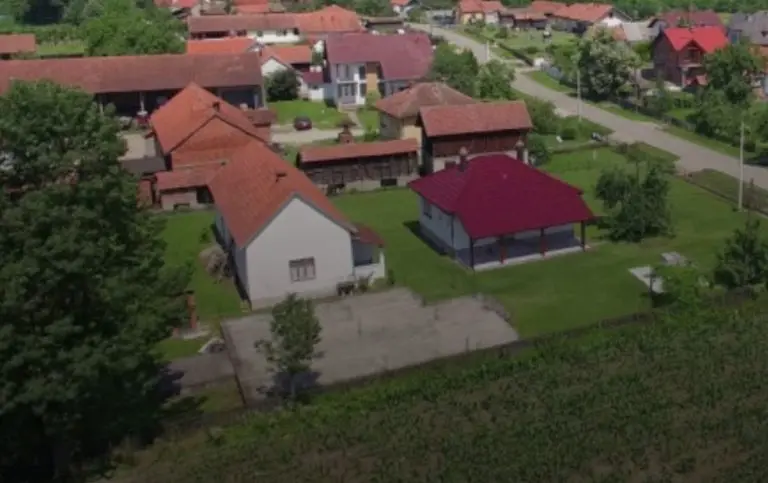 Grad u BiH sufinansirao kupovinu 12 seoskih kuća s okućnicom, evo o kom iznosu je riječ