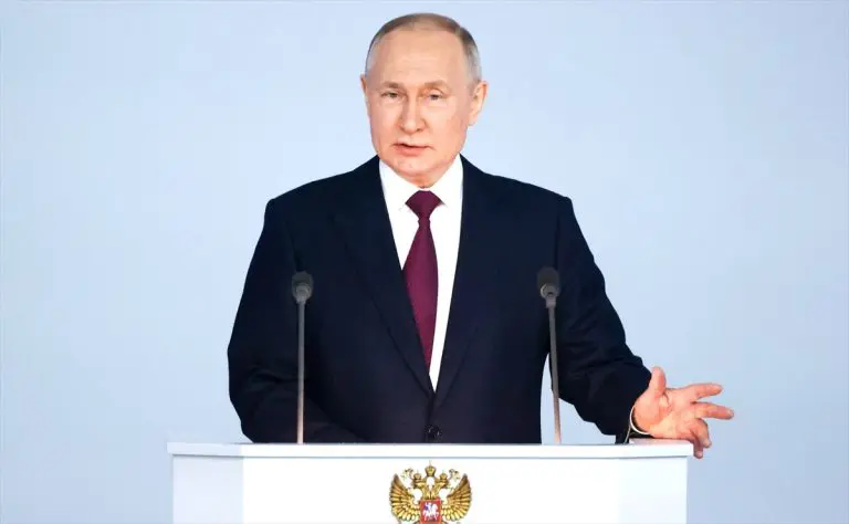 Putin: Ruska ekonomija izdržala nezapamćeni pritisak i potpuno se oporavila