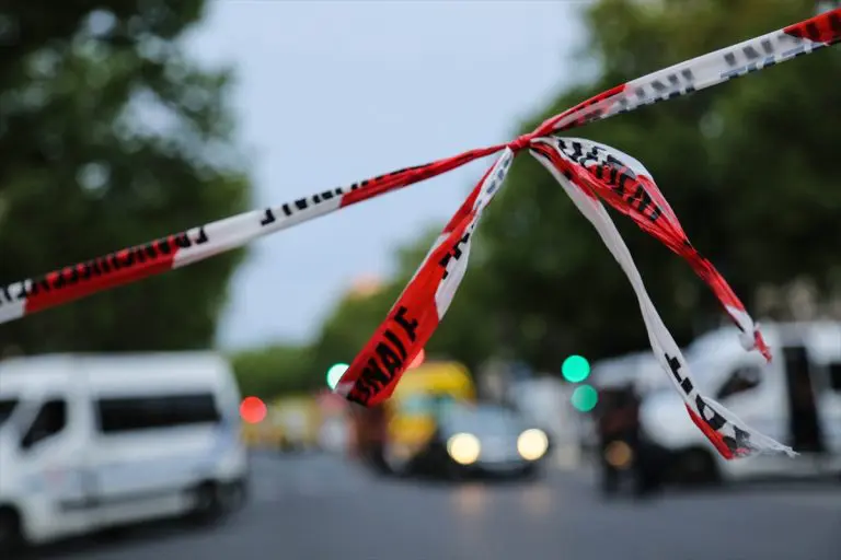 Protesti u Parizu nakon što je policajac ubio mladića