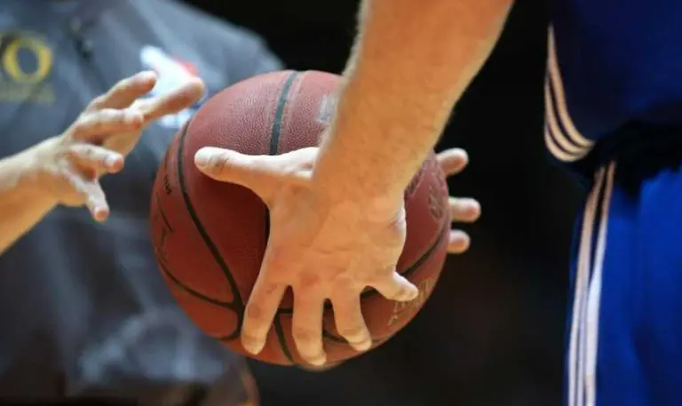 Skandal potresa srpsku košarku: Otkriveno da su namještani mečevi, 30 košarkaša pod istragom