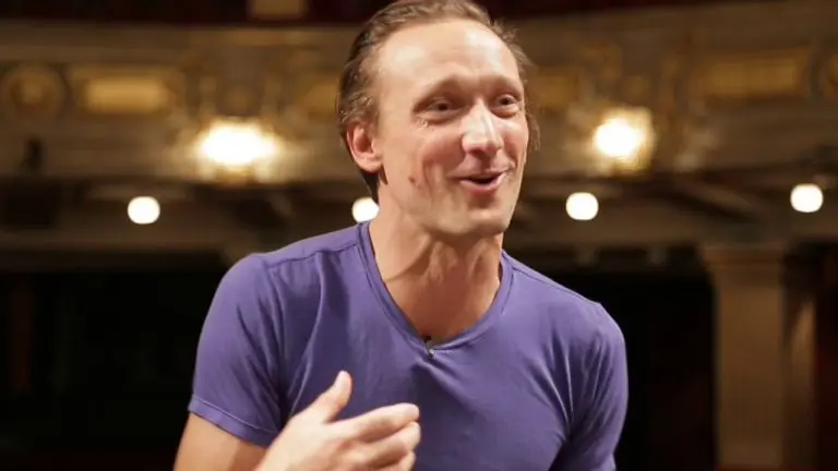 Oglasio se glumac nakon spornog performansa u Sarajevu