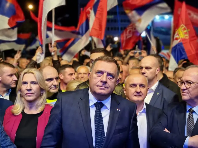 DODIK NAJAVIO VLADU RS U TRAJANJU OD DVIJE GODINE “Način kontrole i pritiska, prepisivanje Vučićeve politike”