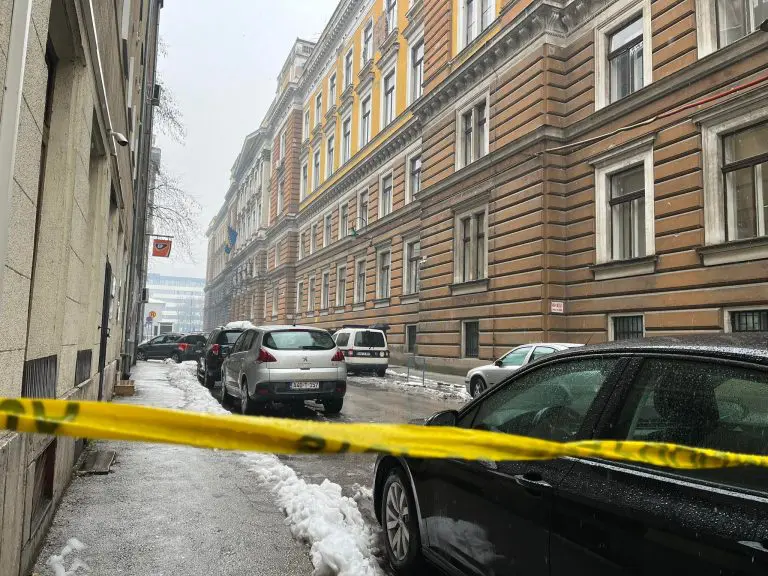 Zbog dojave o bombi otkazana današnja suđenja pred Općinskim sudom u Sarajevu