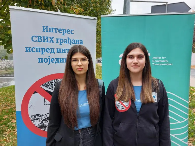 Amnesty International: U BiH se mlade ekološke aktivistkinje suočavaju s neosnovanim optužbama za klevetu od strane belgijske hidroenergetske kompanije