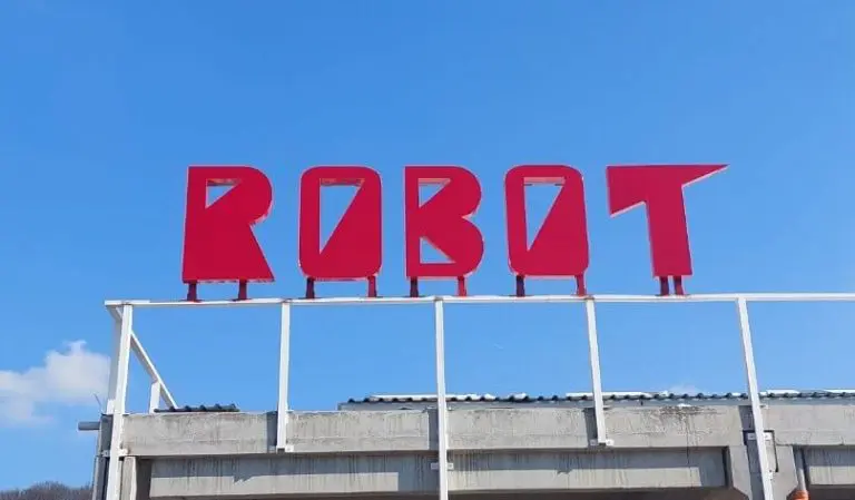 Robot otvara objekat u Kiseljaku 24. novembra