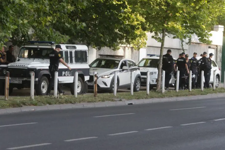Iz SNSD-a se žalili na sarajevske policajce koji čuvaju Zetru, evo šta su im odgovorili iz MUP-a KS