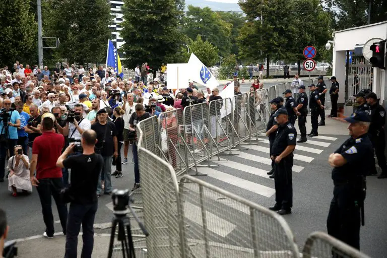 Novi protesti građana i stranaka ispred OHR-a, početak u 17:30