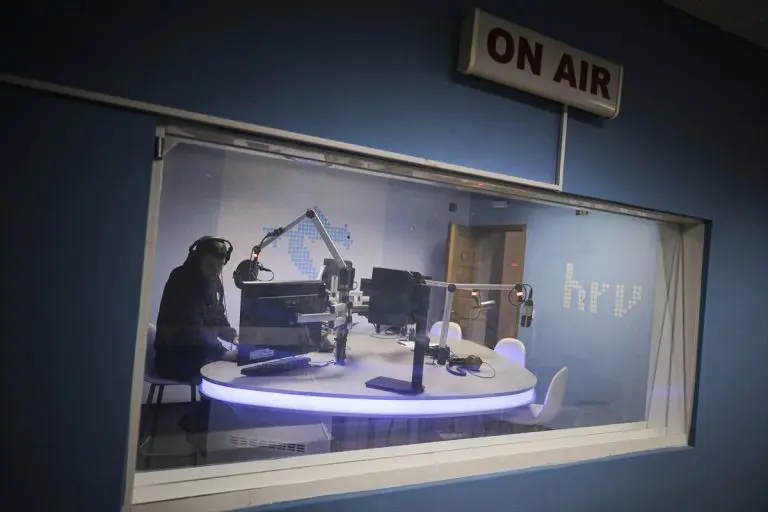 Hrvatski radio Vukovar: Glas istine iz podrumskih prostorija 1991. godine