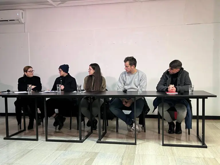 Umjetnost kao medij ka suočavanju s prošlošću