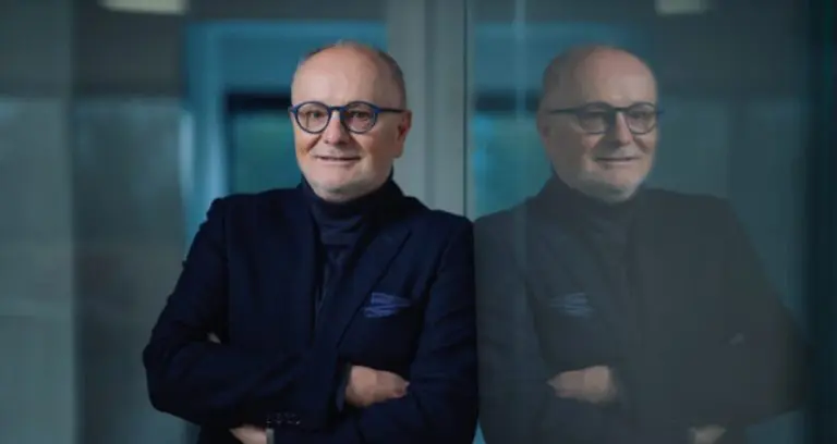 Otvara solarnu elektranu snage četvrtine Krškog i traži više inženjera nego što ih ima na tržištu