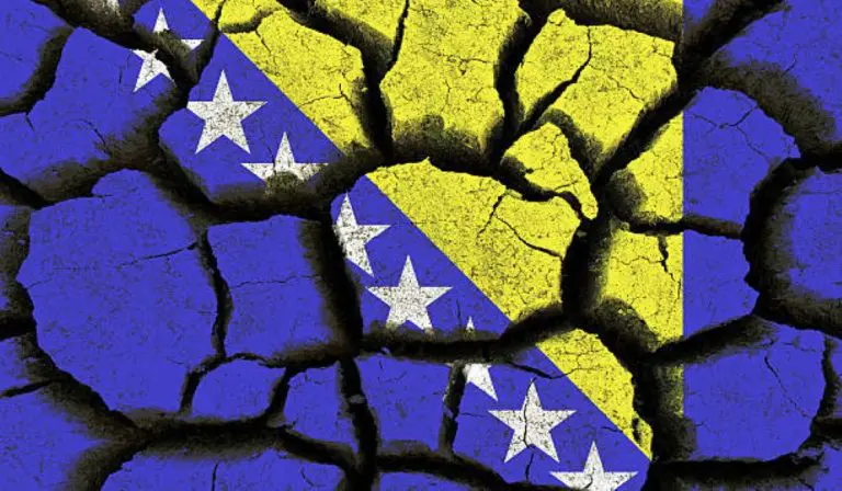 Asim Mujkić: Vladavina etnopolitike