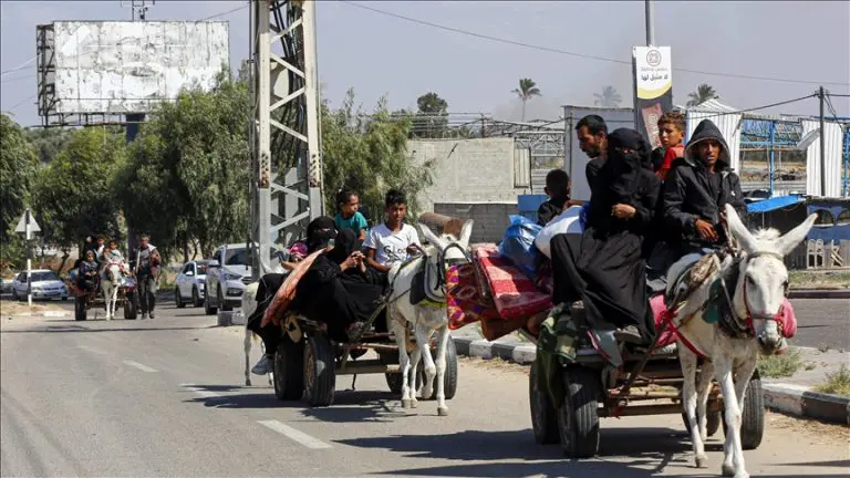 UN-ove procjene: Gazu napustili nekoliko desetaka hiljada ljudi
