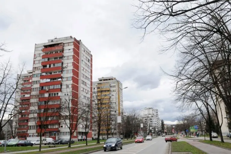 Otkačio se lift u Banjaluci, povrijeđeno više osoba