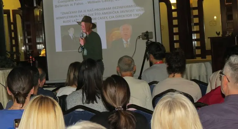 Semir Osmanagić održao predavanje u Banjaluci: Standardno učenje o istoriji civilizacije i njenoj starosti zasnovano je na manipulaciji