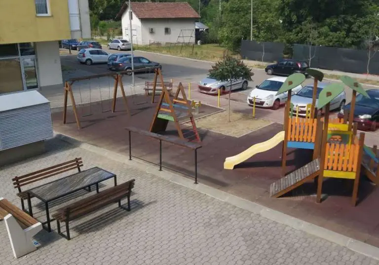 Roditelji u Budžaku/Lazarevu uplašeni i traže zaštitu: “Nasilnik je tukao svoju djevojku, a sada prijeti našoj djeci”