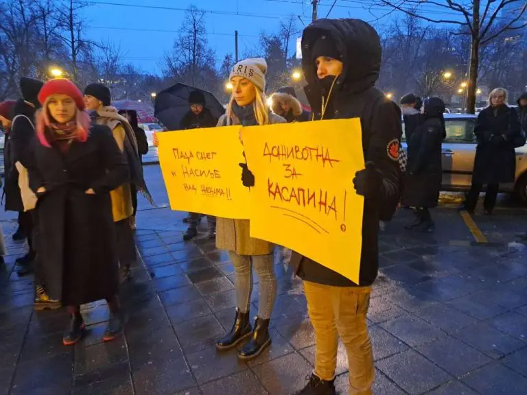 Protest u Beogradu nakon smrti bebe na porođaju