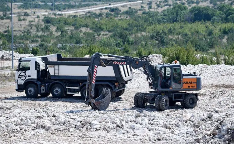 Na 100 kilometara od granice BiH, gradi se novi aerodrom, tvornica aviona i hotel