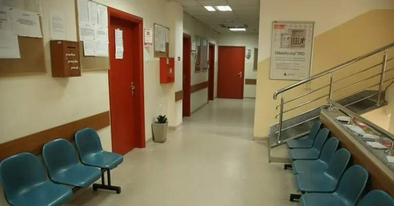 Građani se žale da ne mogu podići lijekove, vakcinisati djecu… Evo šta kažu u Fondu RS