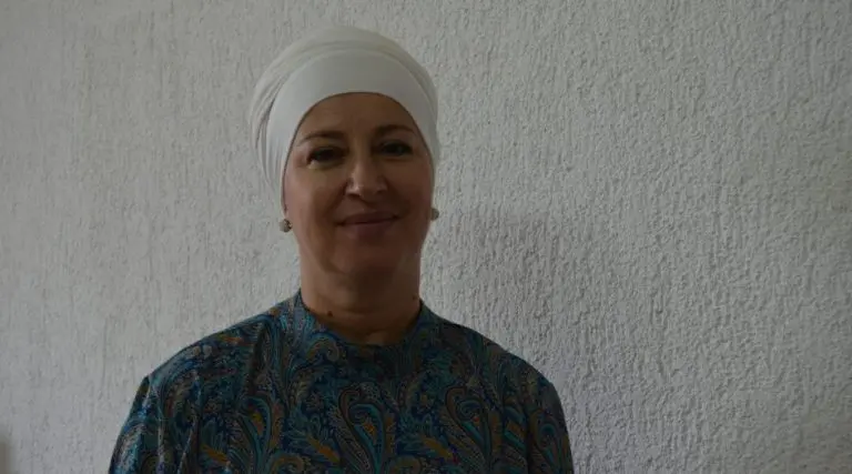 Neshvatljivo: Nagrađivanoj aktivistici iz Velike Kladuše direktor zabranio odlazak na međunarodni skup aktivista za ljudska prava