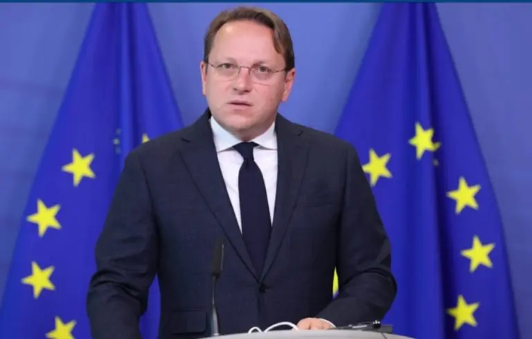 Varhelyi iz Zagreba: Izbora u BiH će biti, bojkot i nepriznavanje izbora nas nikuda ne vodi