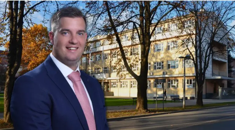 Funkcioner SNSD-a istovremeno odbornik, načelnik odjeljenja i direktor škole