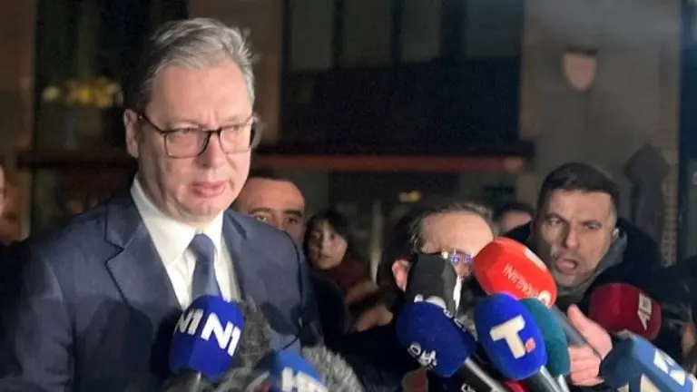 Vučić: “Ništa nisam potpisao”, Borrell: “Usvojen je aneks sporazuma”