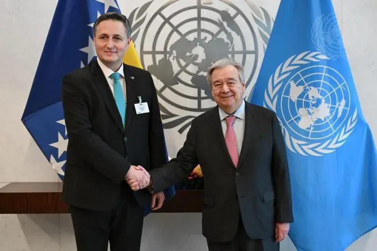 Bećirović i Komšić razgovarali s Gutteresom o rezoluciji o Srebrenici