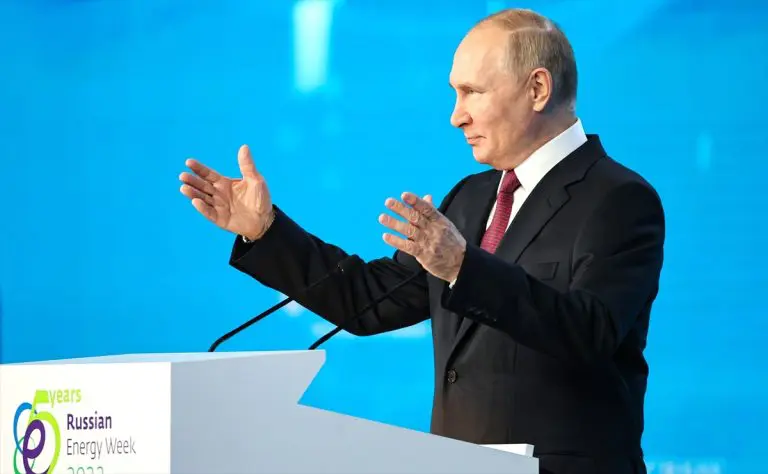 Putin: Svijet ima dva izbora