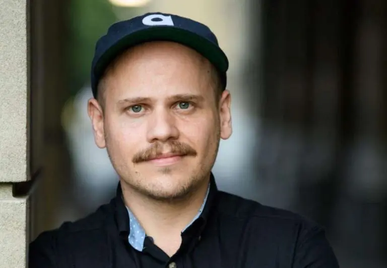 Njemački pisac koji se infiltrirao među neonaciste ima važnu poruku: “Neofašisti ponovo vrište na ulicama i parlamentima…”