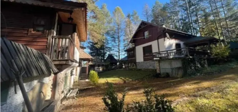Prodaje se etno selo u blizini Sarajeva
