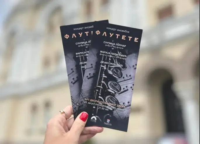 Koncert ansambla „Flutete“ u Art dvorištu Banskog dvora