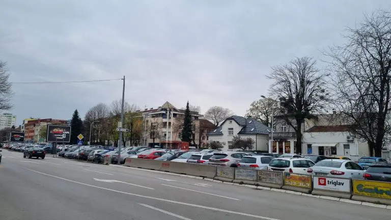 Stanivuković najavio: Sutra doručkujem na parkingu