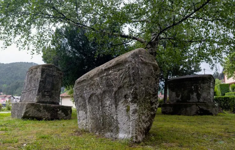 Konjic obiluje nekropolama koje treba obići: Stećci lična karta Bosanaca i Hercegovaca