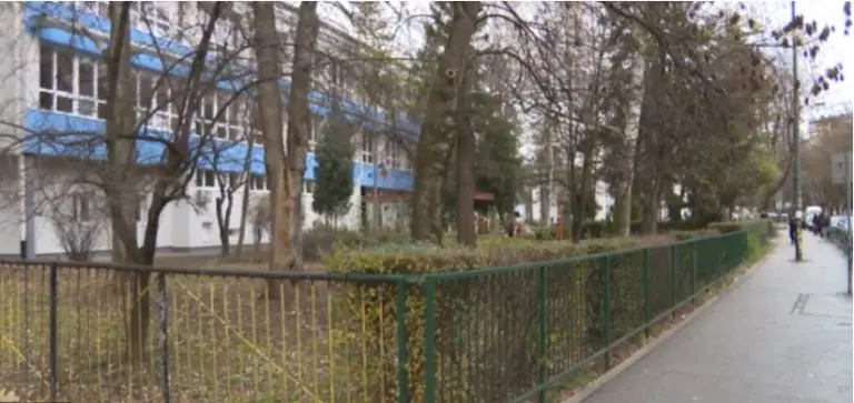 Oglasila se škola Grbavica 1 o slučaju nastavnika pedofila