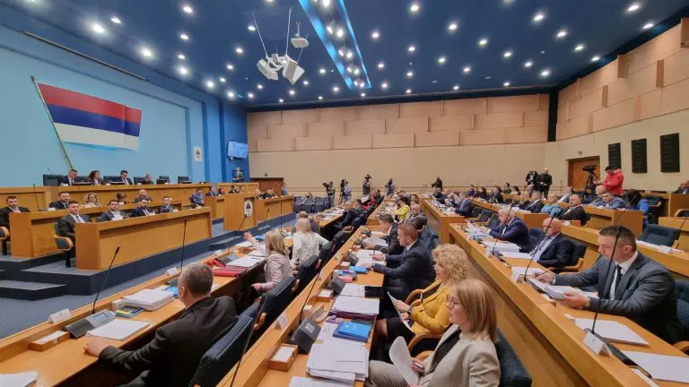 Kako je rukovodstvo NSRS trošilo novac na reprezentaciju: Pravdali se računi od 10 KM, jelo se i u Mekdonaldsu (foto)
