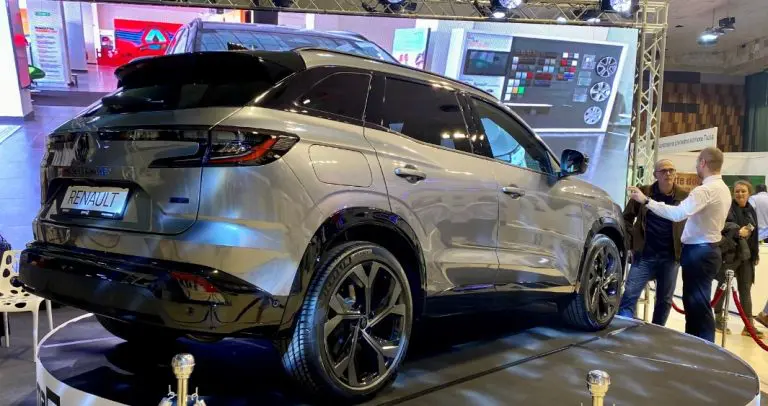 RENAULT AUSTRAL – STVOREN ZA VRH KLASE