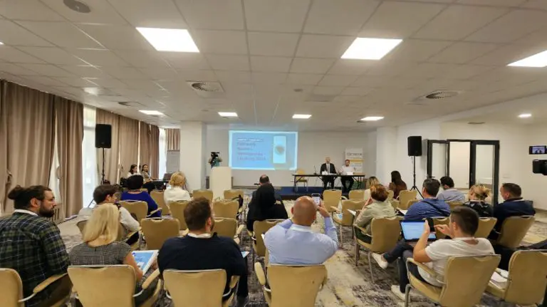 Platformski radnici pristojno zarađuju, ali u zakonu ne postoje