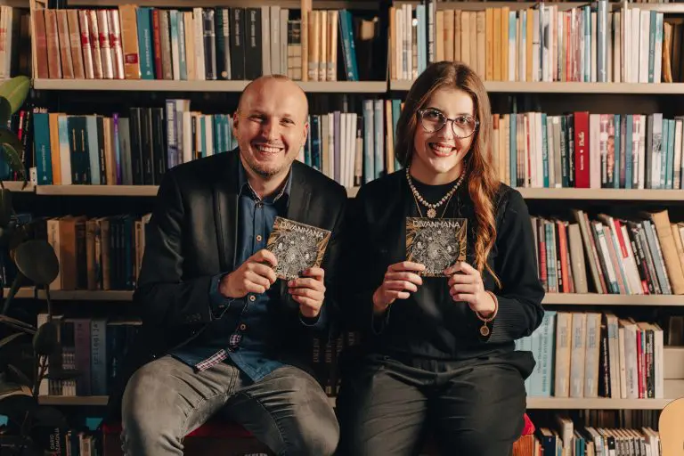 “Zavrzlama”, studijski album benda Divanhana, uvršten u selekciju 10 najboljih albuma svijeta