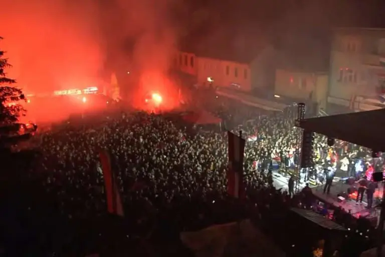 Publika u Livnu nakon Dalićevog govora uzvikivala Za dom spremni