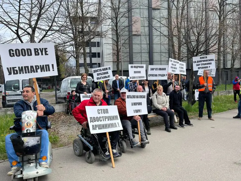 Radnici koji su u štrajku: Ograđujemo se od stanara, bavimo se isključivo poslovnom problematikom