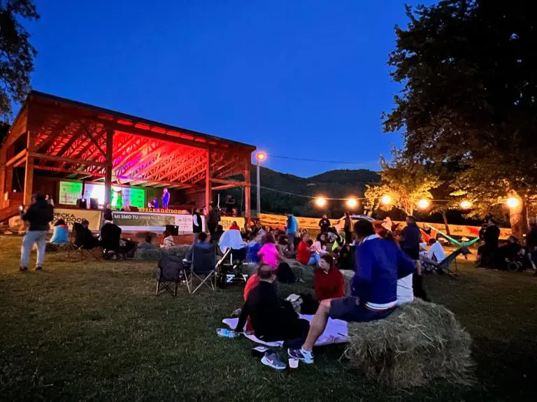 Ognjen Vlačina: Crtice iz Pecke