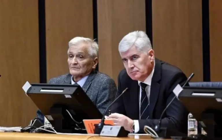 Špirić “težak” skoro milion KM, Čović i porodica nemaju ni kuću ni stan ni zemlju…