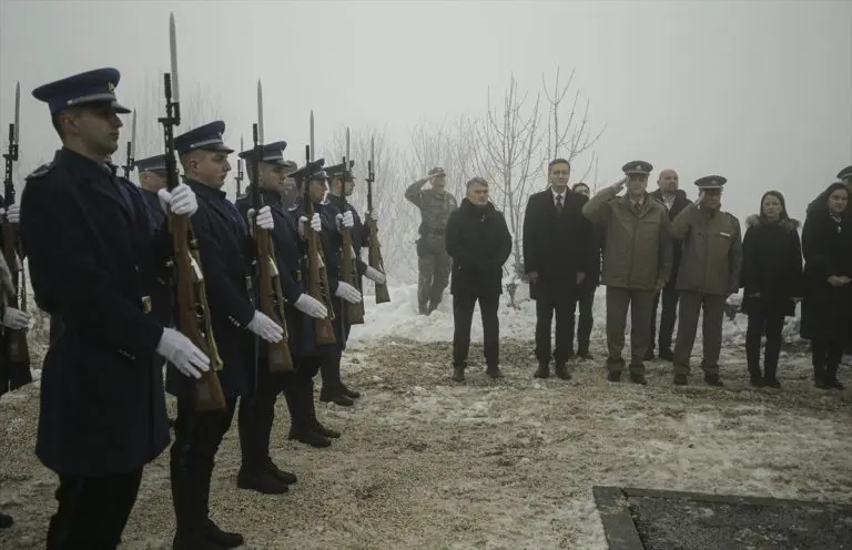 Podizanjem zastave na Humu počelo obilježavanje Dana nezavisnosti BiH