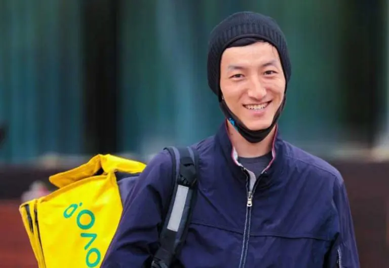 Boris Dežulović: Ljudi s istoka