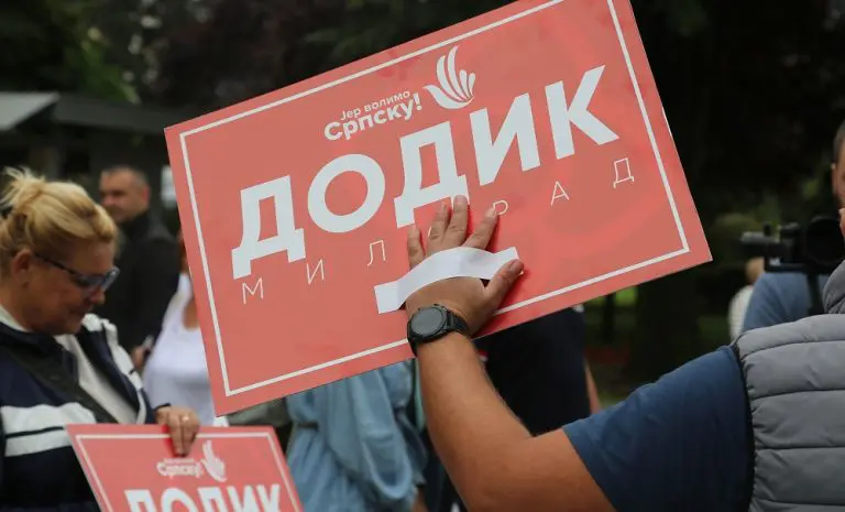 DODIK POKREĆE JOŠ JEDAN VITALNI INTERES, IDE NA NAJJAČU EKONOMIJU EU: ” Što prije smirivati stvari. Varnica bi se mogla pretvoriti u plamen…”