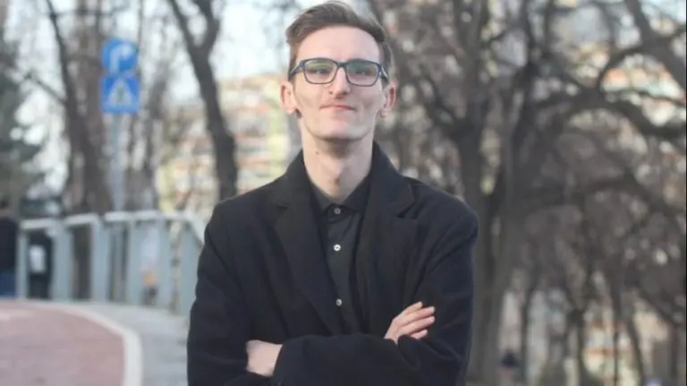 Upornošću pobijedio predrasude: Rekli su mi da nisam za “normalne” škole, a ja sam fakultet završio