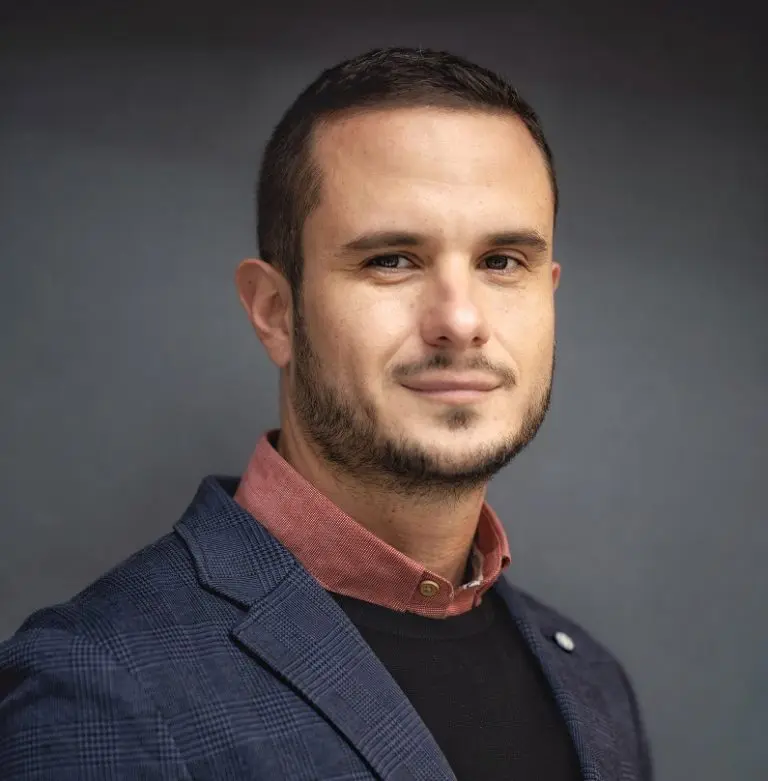 Zenović: Crna Gora se nalazi u ustavno-političkoj krizi, prijevremeni izbori su jedino moguće rješenje