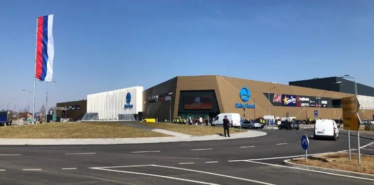 Nova dojava o bombi u tržnom centru “Delta” u Banjaluci, evakuacija u toku