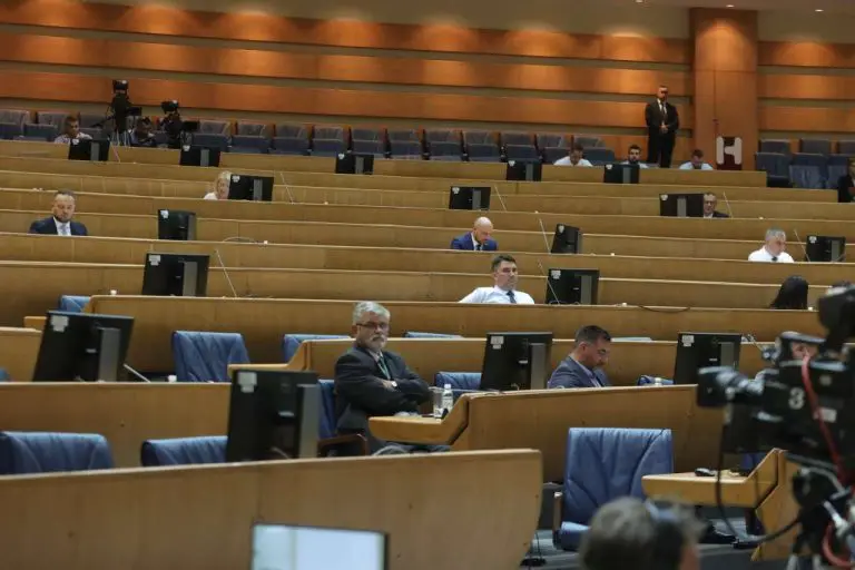 Predstavnički dom PSBiH osudio sve napade na povratnike u BiH